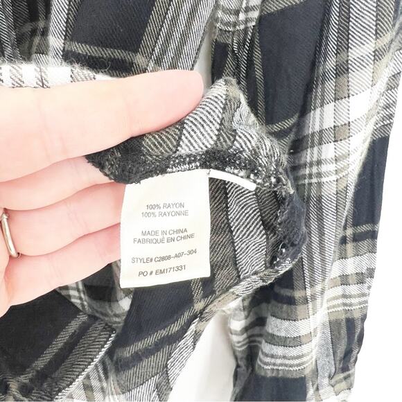 Cloth & Stone Plaid Button Down Top XL - Picture 5 of 5